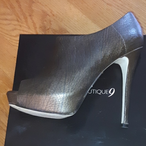 Booties - Picture 2 of 7